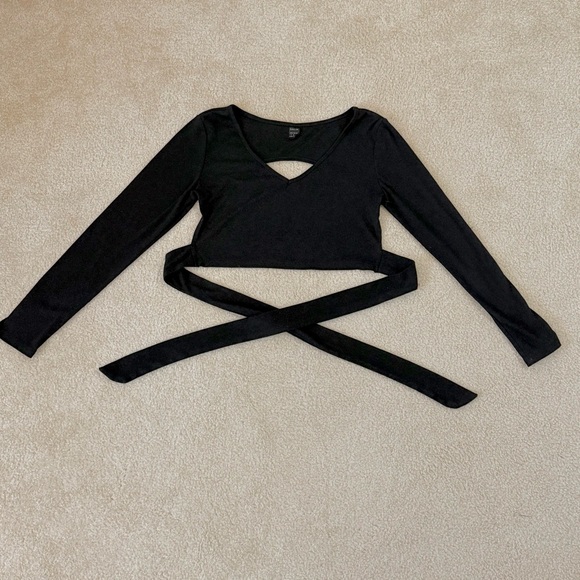 Shein Black V-Neck Tied Open Back Crop Top - Picture 3 of 5